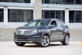 Larger suvs also have no problem towing this type of boat. Top 10 Best Compact Suvs For Towing News Cars Com