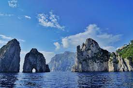 Hence the island was named kapros, which in greek means . Ein Tagesausflug Nach Capri Frontrowsociety The Magazine