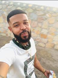 THE LOVE DARREN FLEET LACEFRONT LINE DROPS ☔️ JANUARY 11th 2019 THIS LOOK  IS CALLED THE DRAKE