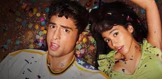 Es imposible no reírse con esta nueva comedia de Prime Video