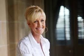 Roasted red pepper romesco sauce is a thick, vegan sauce perfect for. Mesh Implants Scandal Legendary Activist Erin Brockovich Joins Sunday Mail Campaign For Nhs Patients Left In Anguish Daily Record
