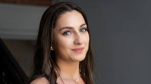 Hogyan működik a kiterjesztett valóság Maurer Dóra alkotásain?