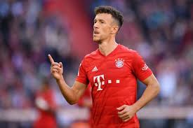 Ušao je s lijeve strane u sredinu na desnu nogu, a onda poslao pravu bombu u mrežu češke. Ivan Perisic Je Sa Bayernom Osvojio Trofej Lige Prvaka Croatia