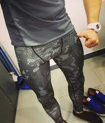 Nice Men S Compression Bodybuilding Pants Mens Leggings Also Called Compression Pants And Compression Tights Fashion Compression Tights Men Bodybuilding Pants