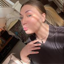 April Gillock's Instagram, Twitter & Facebook