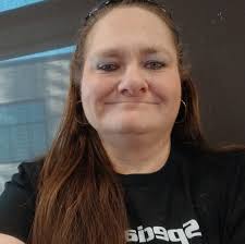 Anyone have a 13 year old with autism?? What are their symtoms ??