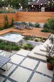 17 Unglaubliche Moderne Garten Plattform Ideen Zum Des Hinterhof Hauses Frisch Zu Machen D In 2020 Backyard Garden Design Small Backyard Landscaping Hot Tub Backyard