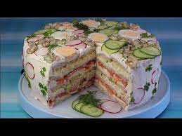 Festliche Sandwichtorte Leckeres Partyrezept Smorgastarta Rezepte Sandwich Torte Essen
