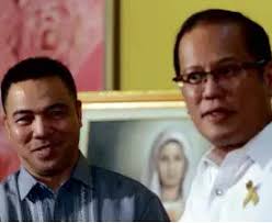 P-noy protector's cover blown with Sona spotlight