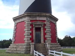 The tallest lighthouse in the united states was built in 1870 to warn ships of the dangerous diamond shoals off cape hatteras where the warm gulf stream meets the cold labrador current. Photos Vandals Damage Bronze Door Of Cape Hatteras Lighthouse Wway Tv