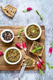 Anchoiade Recette Provencale Un Dejeuner De Soleil Recette Tartinade Recettes De Cuisine Recette Anchoiade