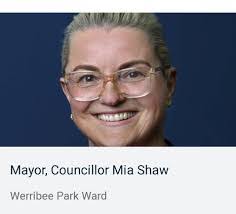 Wendy Veal's Instagram, Twitter & Facebook