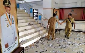 Kesaksian abk asal indonesia di kapal china yang tak mendapatkan gaji selama 8 bulan. Wagub Malut Kumpul Pejabat Sikapi Nasib Cleaning Service Kantor Gubernur Kieraha