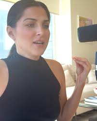 Grandma Gail and I rate Golden Globes outfits #goldenglobes #redcarpet