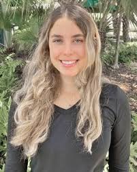 Alexis Blackwell's Instagram, Twitter & Facebook