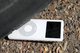 How To Put A Broken Ipod To Good Use | Wired