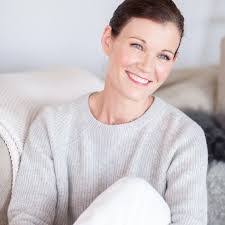 Jeanette Behm's Instagram, Twitter & Facebook