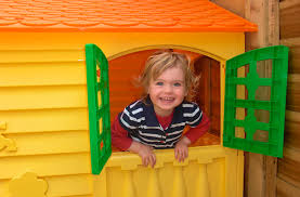 Pincha en el botón imprimir para verlo en grande. Ninos Jugando A Juegos Que Reflejan La Sociedad