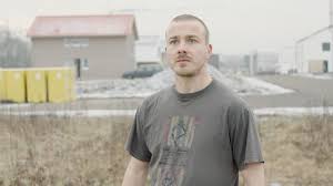 Letztendlich überwiegt aber die theorie das benni am ende nicht gestorben ist, sondern es geht um den film systemsprenger. Systemsprenger Der Andere Film Ch