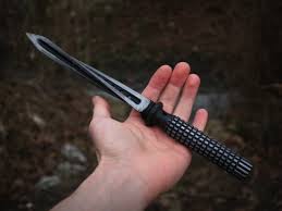 15 cm bahan pisau : Ngeri Bro Ini Jenis Pisau Paling Berbahaya Di Dunia