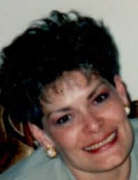 Evelyn Walker's Instagram, Twitter & Facebook