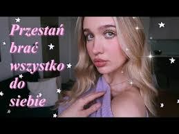 Amelia Lea's Instagram, Twitter & Facebook