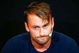 Nettavisen gir deg nyheter døgnet rundt hver eneste dag hele året også med det siste fra økonomi, sport og livsstil. Petter Northug Ex Langlaufer Aus Norwegen Zu Sieben Monaten Haft Verurteilt Der Spiegel