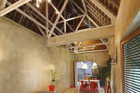Kelemahan desain interior rumah tanpa plafon salah satunya adalah kebocoran secara langsung ketika hujan. Gambar Interior Lantain1 Tanpa Plafon 9 Desain Atap Rumah Tanpa Plafon Yang Bagus Rumahlia Com Nattheartssugarrush