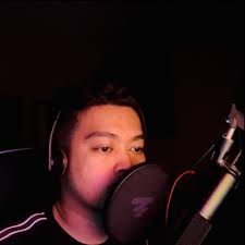 Stream She Looks So Perfect