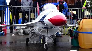 Motion rc has a new european website! Incredible Rc Scale Us Air Force F 16 Thunderbird Turbine Jet Insane Ability Youtube