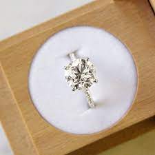 Websta Brilliantearth Let Your Heart Be Light Our Preset Diamond Rings Are Available For Christmas Delivery If Designer Engagement Rings Diamond Dog Wedding