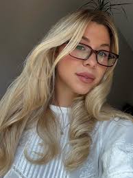 Hoping the sun is here to stay for a while! ☀️ @ugcbyantonette in one of  our most popular frames from our new sun collection! 😎 🕶️: Eva Sun