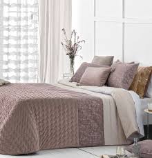 epingle par khaoula sur violet mobilier de chambre couverture lit parure de lit