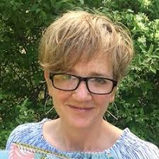 Heather Dutton's Instagram, Twitter & Facebook