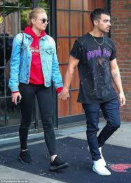 Брюки brawl stars все герои паттерн. Joe Jonas Cheekily Grabs Girlfriend Sophie Turner S Bottom Daily Mail Online The Daily Braille