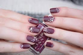 La lampe uv (36 watt minimum) elle est surtout utilisée par les salons d'onglerie. Jewel Nails Ou Comment Avoir Des Ongles De Princesse Tuto Inside Nais Nails And Co