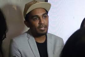 Penampilan glenn fredly dibuka dengan melodi gitar lagu indonesia pusaka. Akhirnya Glenn Fredly Akan Rilis Album Baru Setelah 9 Tahun Okezone Celebrity