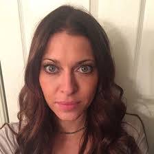 Darla Kramer's Instagram, Twitter & Facebook