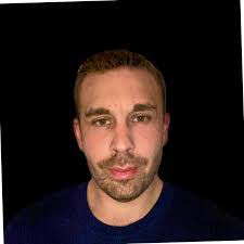 Tim Snell's Instagram, Twitter & Facebook