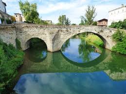 Le Vieux Pont De Graulhet Around The Worlds Travel Dreams Outdoor Decor