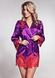 Marjolaine Gemma Robe Fuchsia | 100% Silk kimono with Calais lace |  Pleasurements