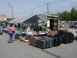 What to do at the circle drive in flea fair? 15 Best Flea Markets In Massachusetts The Crazy Tourist