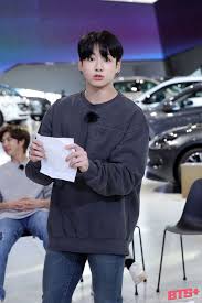 Jungkook once outran his cameraman in an episode of run bts and since then army has had deep sympathy for the poor guy. Have I Lost Myself Jeon Jungkook Behind Run Bts Episode 110