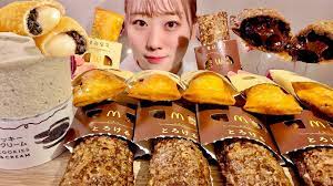 ASMR McDonald's Cookie & Cream Pie and Chocolate Pie【Mukbang/ Eating  Sounds】【English subtitles】 - YouTube