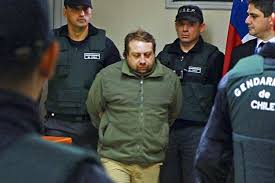 Sa pratique se concentre sur l'arbitrage international et le droit international public. Mauricio Ortega Niega Brutal Agresion Jamas Le Pegue A Nabila La Tercera