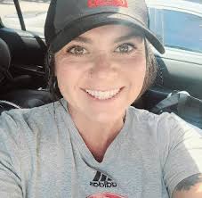 Joanna Wiggins's Instagram, Twitter & Facebook