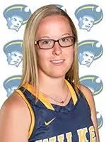 Amanda Tredinnick's Instagram, Twitter & Facebook