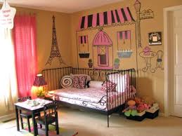 French country style is all about blending the comfort of a country home with the elegance of french design. So Cool French Themed Bedroom Decor Wanting To Do Something Like This In The Girls Room Paris Themed Bedroom Cool Kids Bedrooms Kids Bedroom Themes