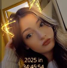 My lovely Fuchsi, waiting for some eggs 🦊❤️