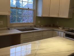 uneven sink cutout